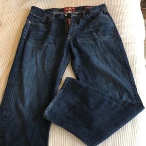 Men’s lucky brand jeans